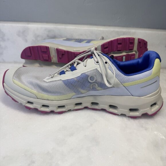 On Running Pink Athletic Shoes Lightweight Performance - Picture 4 of 12